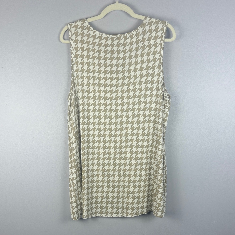 Cynthia Rowley Casual Tan & White Houndstooth Split Neck Tunic 1X Tank Top - Picture 8 of 8